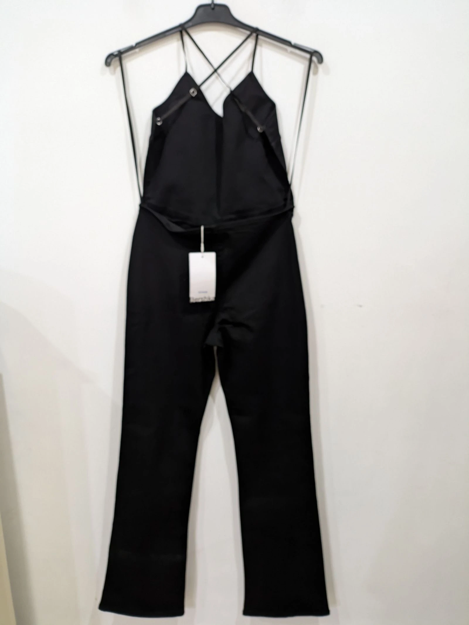 Mono largo negro denim con espalda cruzada y pata de elefante / campana talla M de Bershka  – photo 3